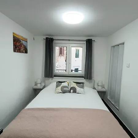 Moni - Apartment